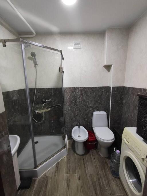 2 Bedroom Central Apartment キシナウ エクステリア 写真