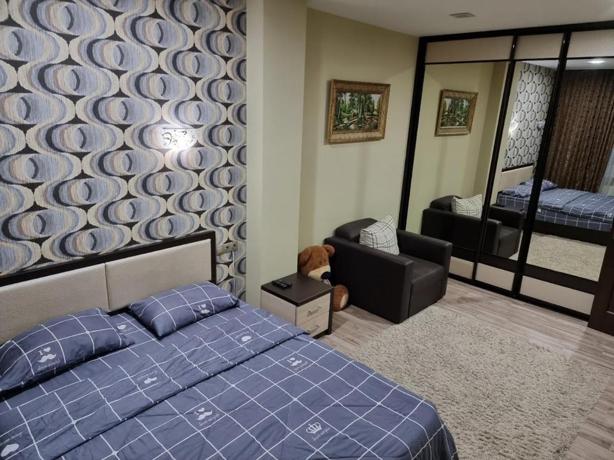 2 Bedroom Central Apartment キシナウ エクステリア 写真